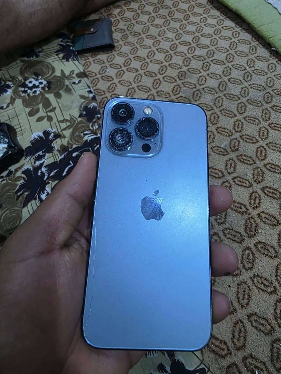 آيفون ١٣ برو • ٢٥٦ • بطارية ٧٩
