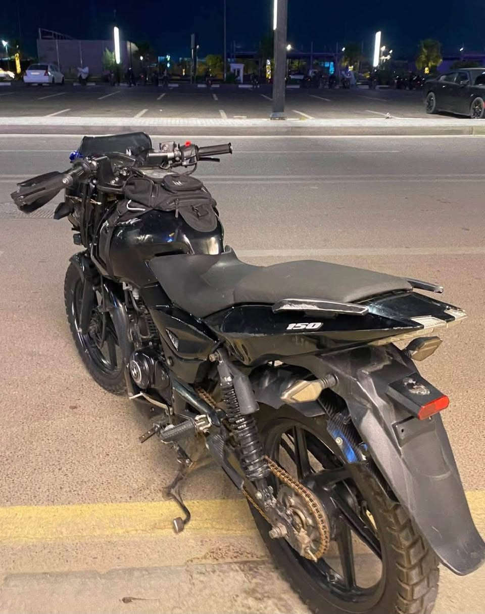 بولسر٢٠٢٤ نضيفه مرقمه بغداد لوحه وحده وسنويه .نقصه بس مازده ودشبول
*********** واتس
بغداد الغزاليه
