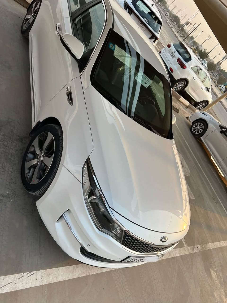 للبيع Kia Optima 2016
16 شكل 18 خليجي (كفاله عامه)
رقم بغداد بأسمي 
هزه ورقم  جديد
السياره ماشية 82 الف كيلو حقيقي جديده وكاله📍
***
بردات خلفيه ، بصمه ابواب ، بصمات تشغيل عدد2 ، 
5 ويل كب ،حساسات امامية خلفيه ، بگ لايت لد 
تبريد قطعتين ، داخل صاج وباقي المواصفات المعروفه مثل مثبت السرعه وتحكمات الستيرن …
للاستفسار 
*********** موجود واتساب
