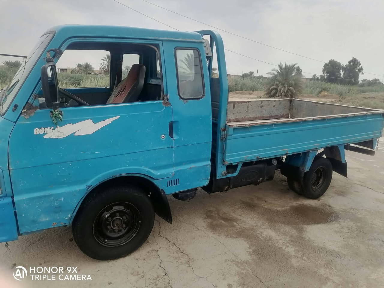 السلام عليكم  كيا حمل موديل 95سياره جاهزة تخم تاير حدايه شاصي ورقم شاصي مكفول واضح سياره جاهزة  وبسمي سنويه جديدة تحويل مباشر ***********. السعر 43وبيه مجال قليل

نص مكتوب في الصور:
- AI HONOR 9X TRIPLE CAMERA
- HONOR 9X TRIPLE CAMERA
- HONOR 9X
- TRIPLE CAMERA