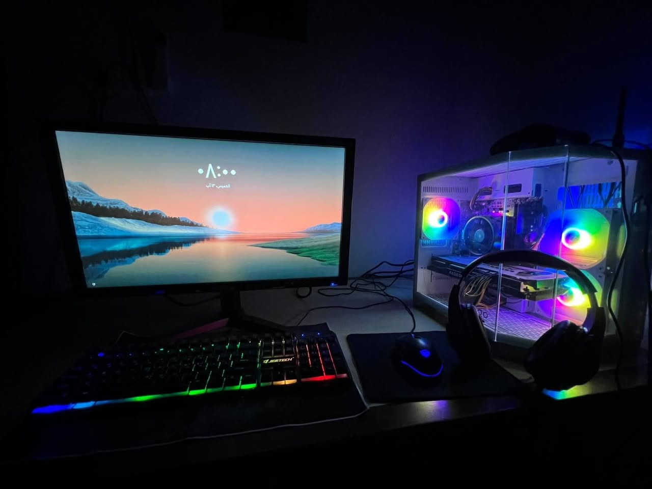 السلام عليكم

بي سي للبيع
المواصفات :
المعالج:rayzen5 5500
الماذر بورد : من asus B450-k
كارت الشاشة: XFX RX 6700 XT
الرام:(2×8) 16GB بسرعة 3600MHZ T-FORCE
التخزين: 512GB ssd m.2
مزود الطاقه: 650w Bronze
الكيس :aigo c218
شاشة : 24 انش 165hz
 UPS online 1kv اخذته قبل شهر
السعر : 1250 وبي مجال
للتواصل : ***********
