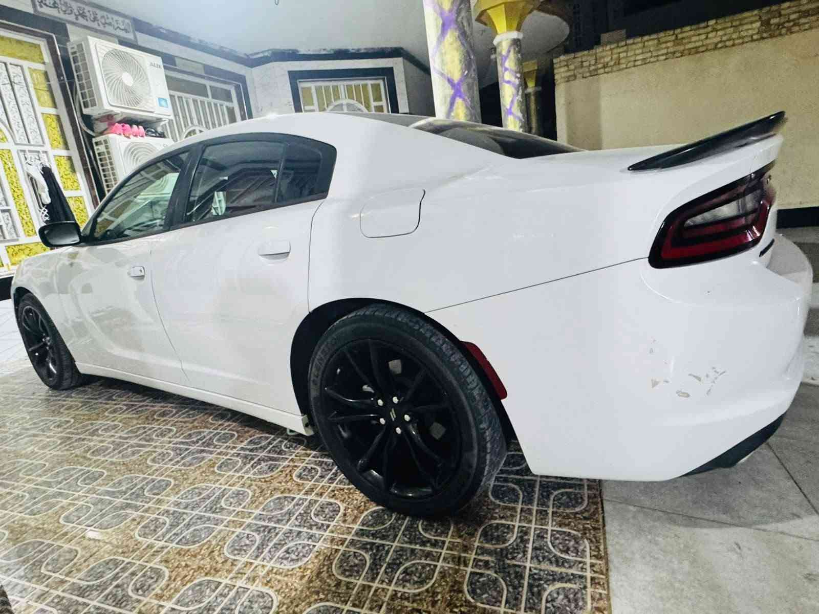 سلام عليكم ورحمة الله وبركاته
البيع فقط جارجر sxt2017اصل أصل 

رقم بصره نكليزي تحويل ثاني يوم

سنويه ال 29

1/مكينه 3/600 مكينه وكير وكسن مكفولات

2/توه ويل 

٣/شاشه كبيره 

4/تشغيل عن بعد

5/الايت زنون جديد مال 23

6/حداديه ميه بل الميه 

7/السياره ماشيه 104ميل فقط ستخدام شخصي

8/تبريد ثلج 

9/فان جديد السياره عليها ادامه كامله

10/ويل بلاك توب عشرين مع تخم تاير+تخم حساس 

11/كامره دوار

12/غرفه جديده تخبل

13/مشط كهربائي

14/تحكم ستيرن 

السياره جديده بمعنى الكلمه السياره بيها نص باب صبغ بدون فتح وشبر كلير بل الجاملغ الخلفي 

بيع فقط بدون مراوس مكلف بل النشر خاص ماجاوب
السعر 178وبيها مجال قليل

رقم الهاتف  ***********

البصره قضاء المدينه مكلف بنشر
