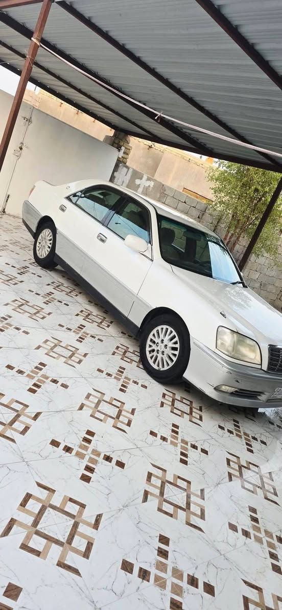 ملكه • ٢٠٠٣ • مكينة D4