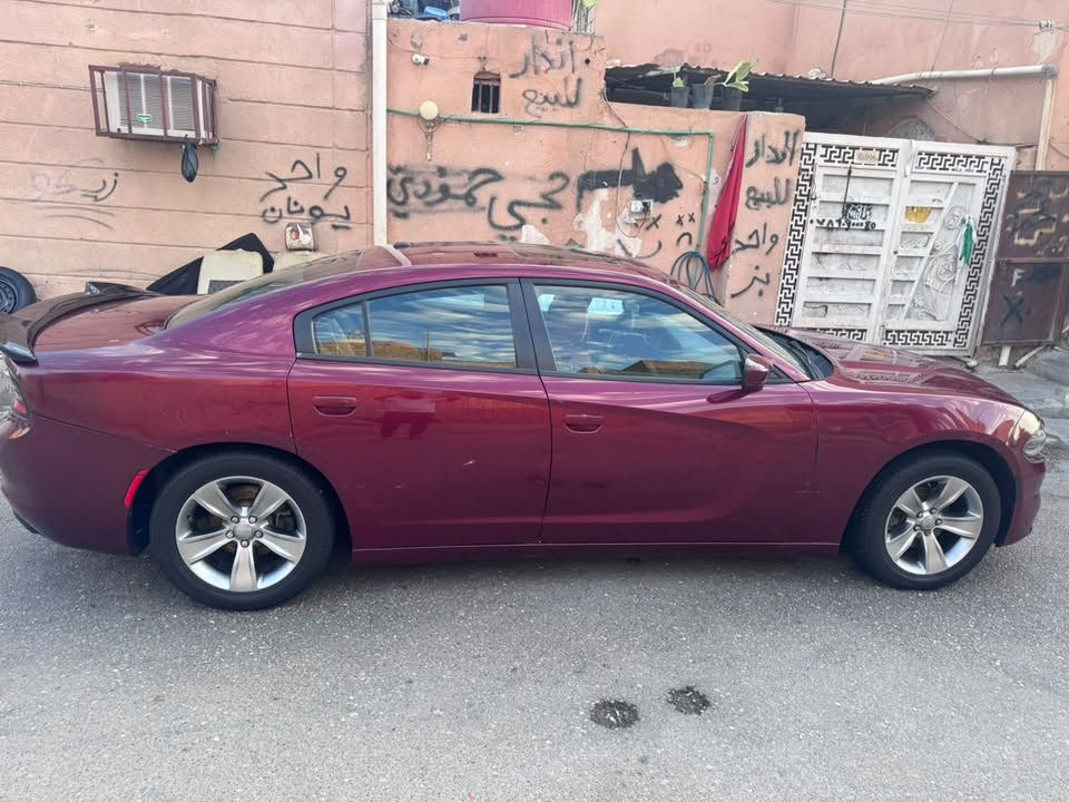 19 اصل رقم بغداد  SXT  بدون ايرباك بدون تبديل فول  الفول طابه تقرير بدون نسبه تعمل وتسير  تخم تاير صدر توني بدلت شرط بيه طخه بل كرن خالفي وبارد بل باب السعر 185 وبيه مجال مكاني ذي قار  ***********
مكينه وكير لك برغي مامغتوح بيه بجم كبس 
تو ويل السياره
فتحه تشغيل عن بعد
كشن كهربائي 
شاشه جبيرا
رادارات حساسات
