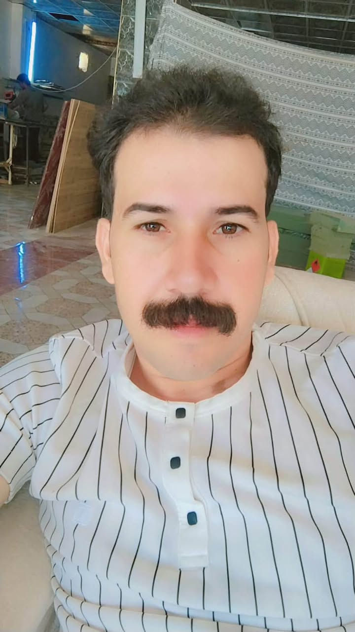 #الديوانية طبعاً هذا الشاب الخلوق مرتضى ابن الديوانية بدع 
بمجال لتخامة ولديوان واغلب المحافظات جاي تجي للديوانية 
تاخذ منه يعني فد انسان اخلاق وطيب وارخص واحد بديوانية
 هيج شباب فنانين يستحقون الدعم ويشتغلون لدزاين لبالك 
للاتصال ***********
