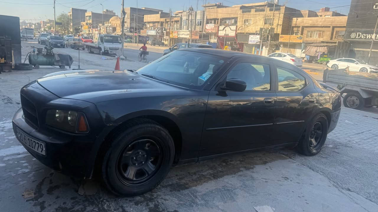 دوج جارجر موديل 2007 محدث 2010
بسمي سنويه نافذه 
شبر صبغ فقط الباقي بلادي
تبريد 
باتري جديد وتايرات 
استخدام شخصي السياره 
*********** واتس 
الدورة بغداد, العراق
