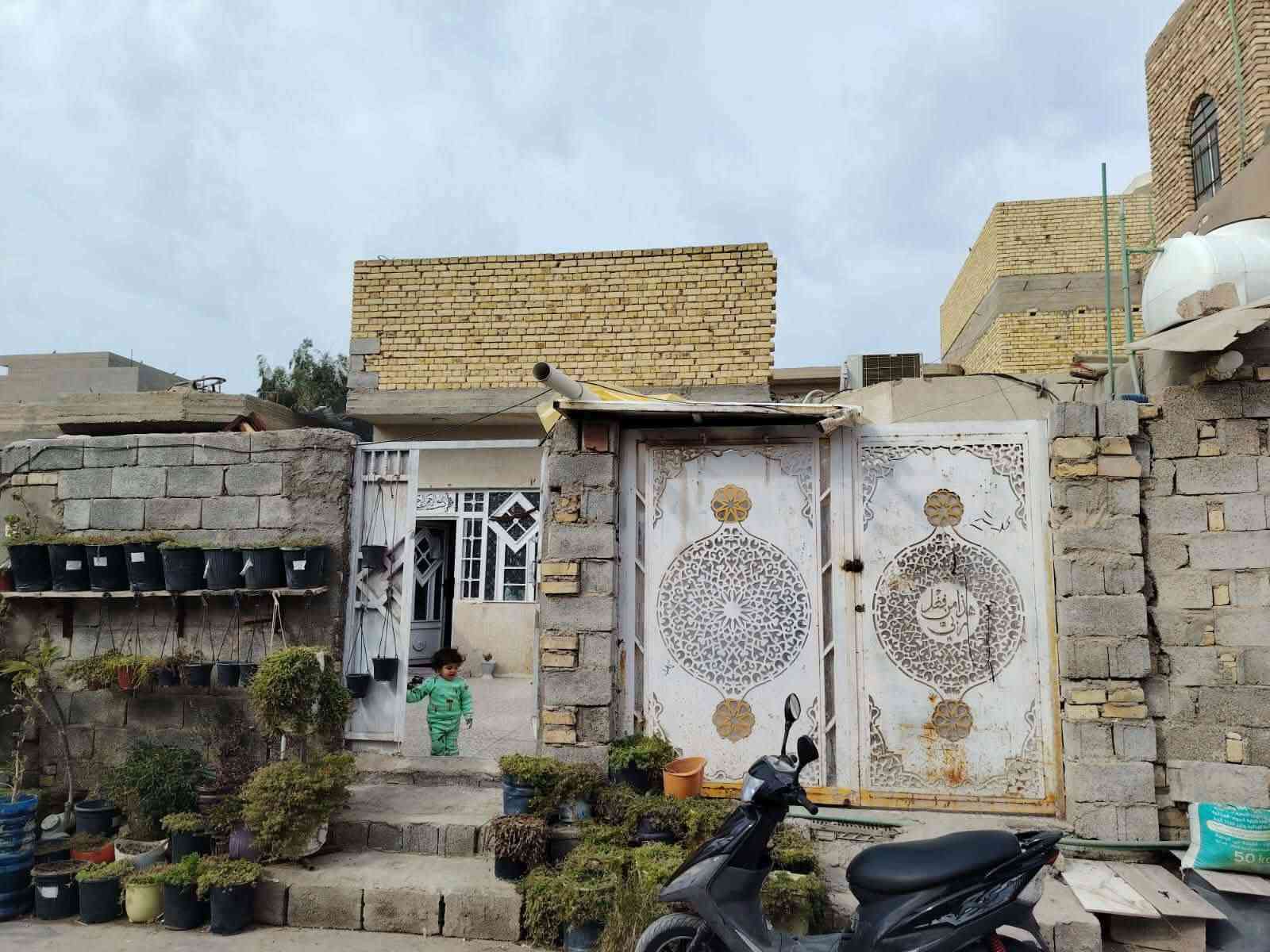 حي البلديه • ١٠٠م • طابو
