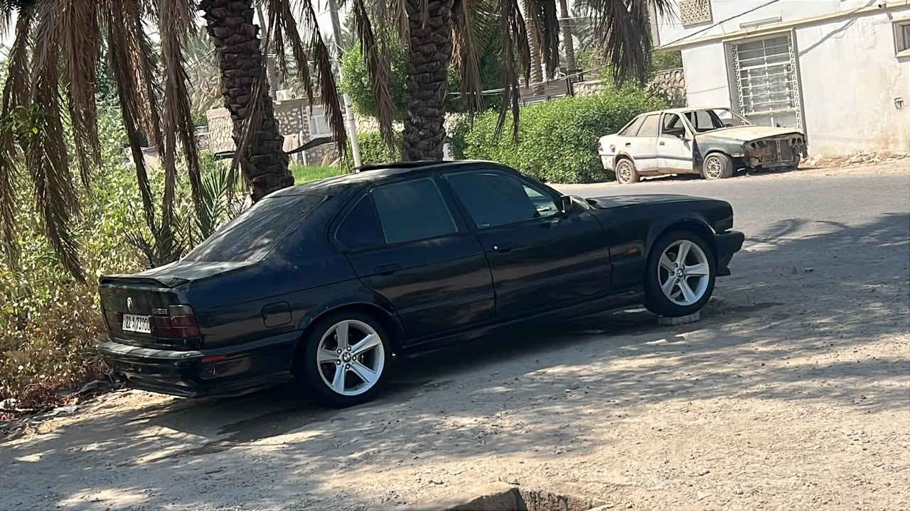 سلام عليكم بي امً525 جاهزه من كولشي سياره خير من الله كير مكينه حداديه تبريد ثلج مكينه 25 مسكر عدل الي مرغوب كير اوتوً سياره معايزه برغي رقم أربيل دولي مكان سياره نجف كوفه السعر 45 وبيها مجال قليل اتصل وبيك خير ودلل ***********
