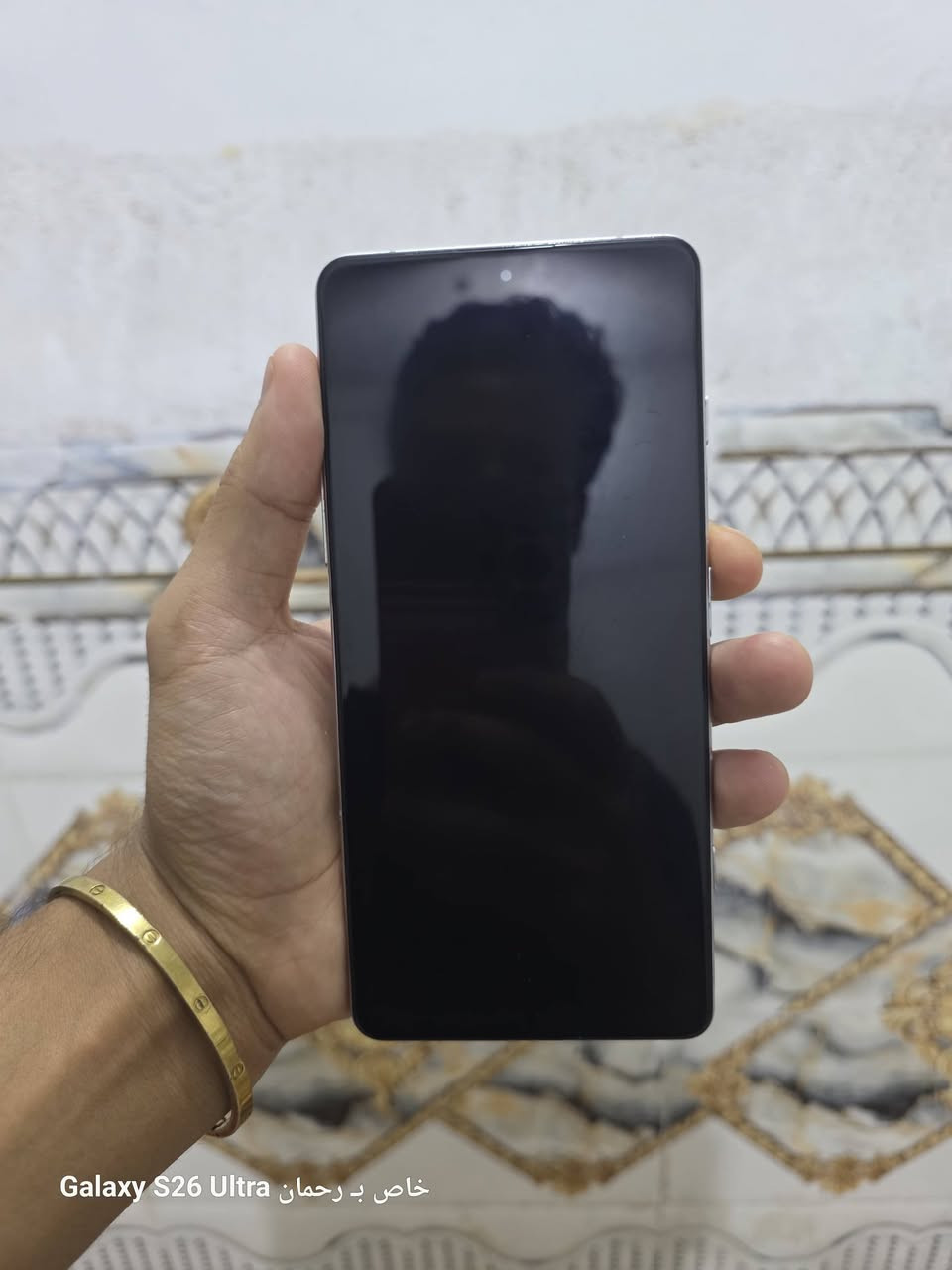 ريدمي k40 نضيف بس ضهره مفطور ذاكره 128  يحتوي ع شفتات للعاب ما مبدل بي شي لسعر 185 وبي مجال قليل
