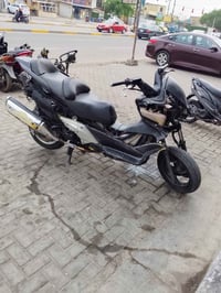 سلفر ونج • جيتي 400 • صوت بالمكينة