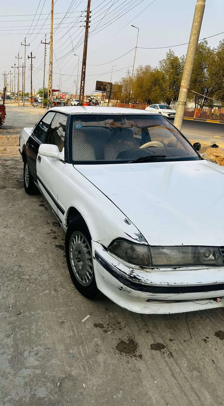 مرخصة الادمن سياره مارك كصيف موديل 90 السنويه لي 2028 بأسم صاحبها السعر 25 ورقه وبيها مجال بيها المشط يحتاج إضافة دهن من تطلع حداديه متوسطه زينه رقم التلفون ***********
