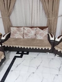 كنب • ١٠مقاعد • نضيف
