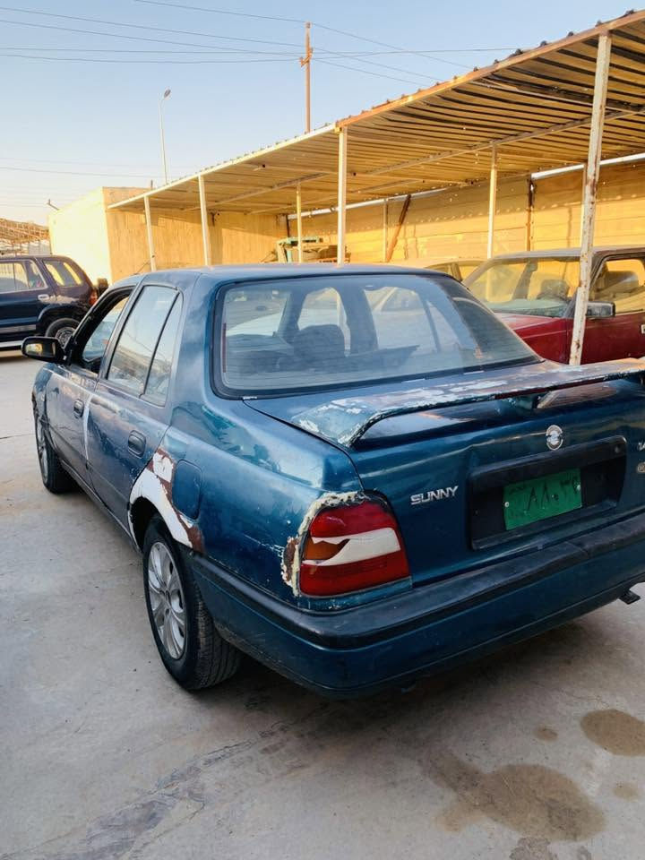 السلام عليكم للبيع بسعر مناسب ب۱۲ 
سني موديل ٩٢ 
كير ومحرك شرط 
***********
