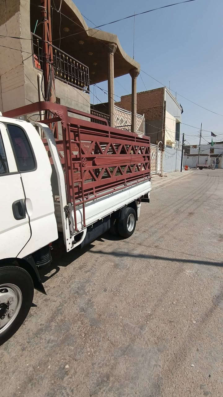 سلام عليكم كيا فحل للبيع مديل 2011 مبدله قماره فقط ولباقي كله مكفول شاصي مكينه كير حداديه تخم تاير كهربايات كلهه مكفولات مكان نجف رقم الهاتف ***********
