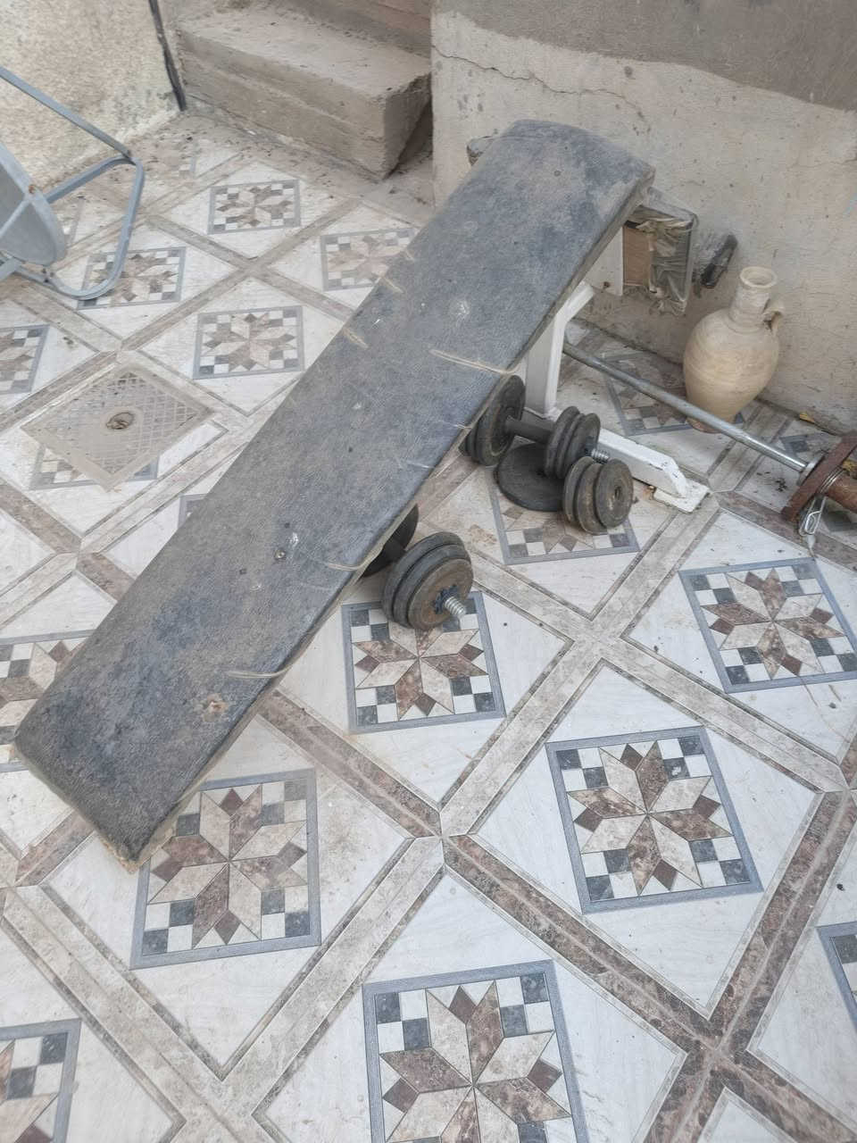 أغراض للبيع كلشي وسعره. ***********
