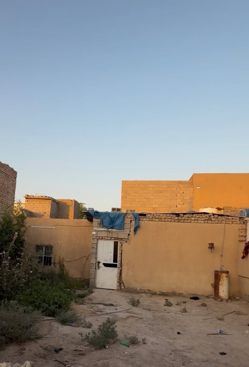 قطعة للبيع 100 متر طولي حي الطف (النهروان)
نصف قطعة (بناء قديم ) للبيع بمساحة 100 متر مربع (من أصل قطعة مساحتها 200 متر)، في موقع مقابل مدرسة المسائية، التوصل. ***********

