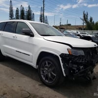 جيب كراند شيروكي s موديل ٢٠٢١ ماشيه ١١١ميل قطعه وحده سعر ٢٥٥ ورقه 0781...