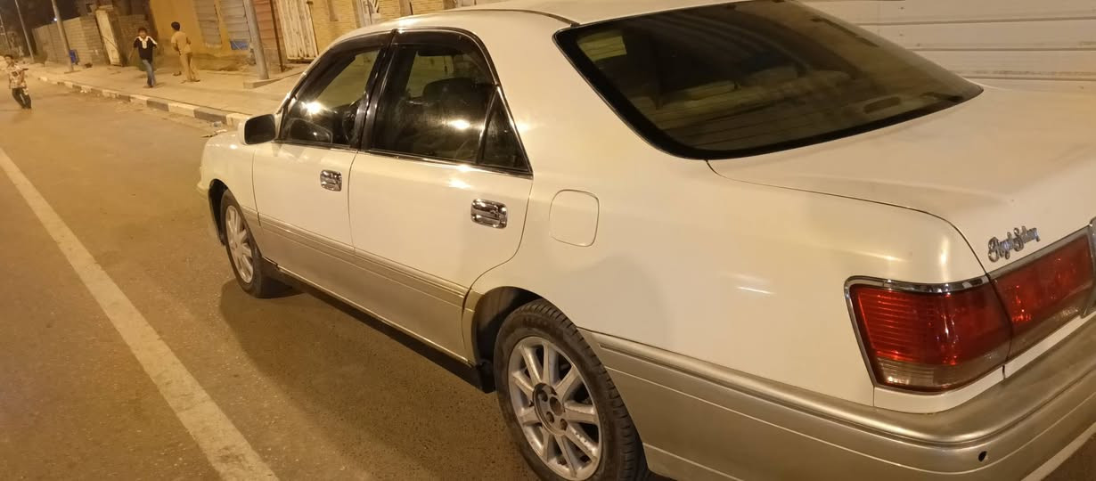 سلام عليكم سياره جنون موديل  2001 سياره بسمي دخول قديم تحويل ثاني يوم  الرقم ***********
