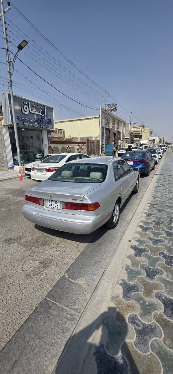 كامري 2000رقم بغداد بسمي تحويل ثاني يوم كير محرك كفاله تخم تاير صدر جديد اربع جام كهرباء محرك ابو الكف 
سياره جارده بدون ضربه قويه تبريد ثلج سياره جاهزه 
العنون فلوجه 
السعر 65 وبيه مجال 
***********
للبيع فقط اعتذر عن المراوس
