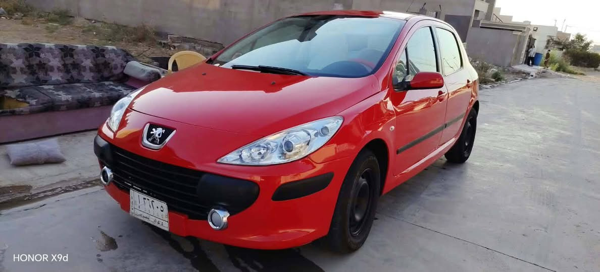 بيجو 307
2006
كير محرك تبريد صدر شرط 
تخم تاير جديد 
كهربائيات شرط 
شرط وكاله تحويل 
السعر 50 وبيها قليل 
يرهم مراوس بأحدث وانطي فرق  قسط شهري ورقتين 
مكاني بيجي الحجاج 
***********

نص مكتوب في الصور:
- HONOR X9d