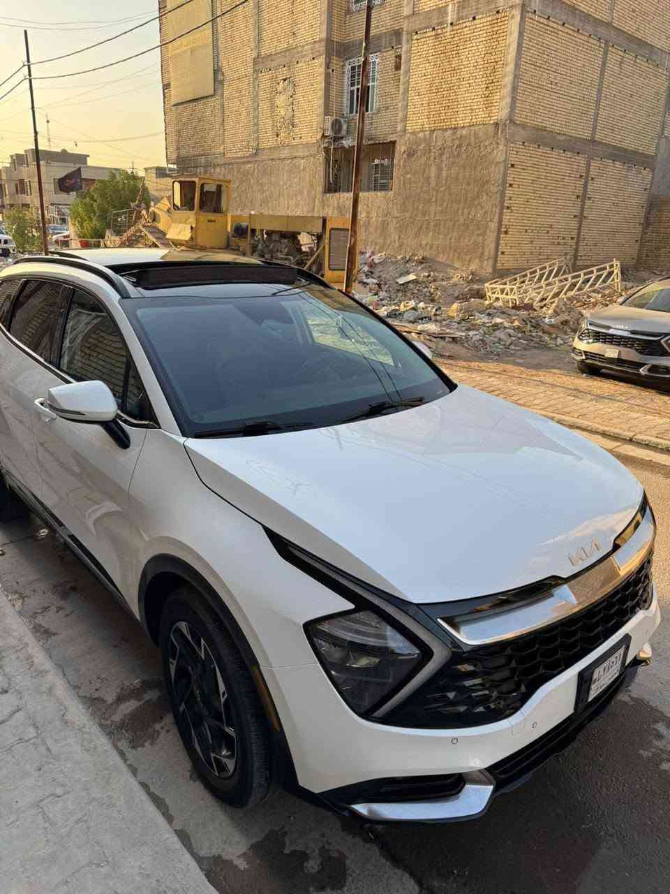 السلام عليكم
سبورتج موديل 2024 فئة اس اكس برستيج وارد كندي السيارة فول مواصفات كشنات جلد وتبريد وتدفئة وخزن ميموري وبانوراما وجنطة كهرباء وكلشي وكلاشي السيارة جديدة جدا مكفولة من الصبغ والشاصي والايرباك وحادثها كدامكم كلشي بيها بلاد طبعا والسونار يصدق كلامي للبيع فقط بدون لوحات 
ب 18.500 يعني شده وخمسة وثمانين ورقة وبيها مجال كلش بسيط حك العملة 
للتواصل رقم التلفون 
***********
