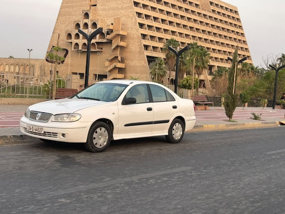 السلام عليكم سني ياباني للبيع 2009 صبغ عام كير عادي محرك اسود 1800 تبريد ما بيها نقص 70 وبيها مجال ***********
