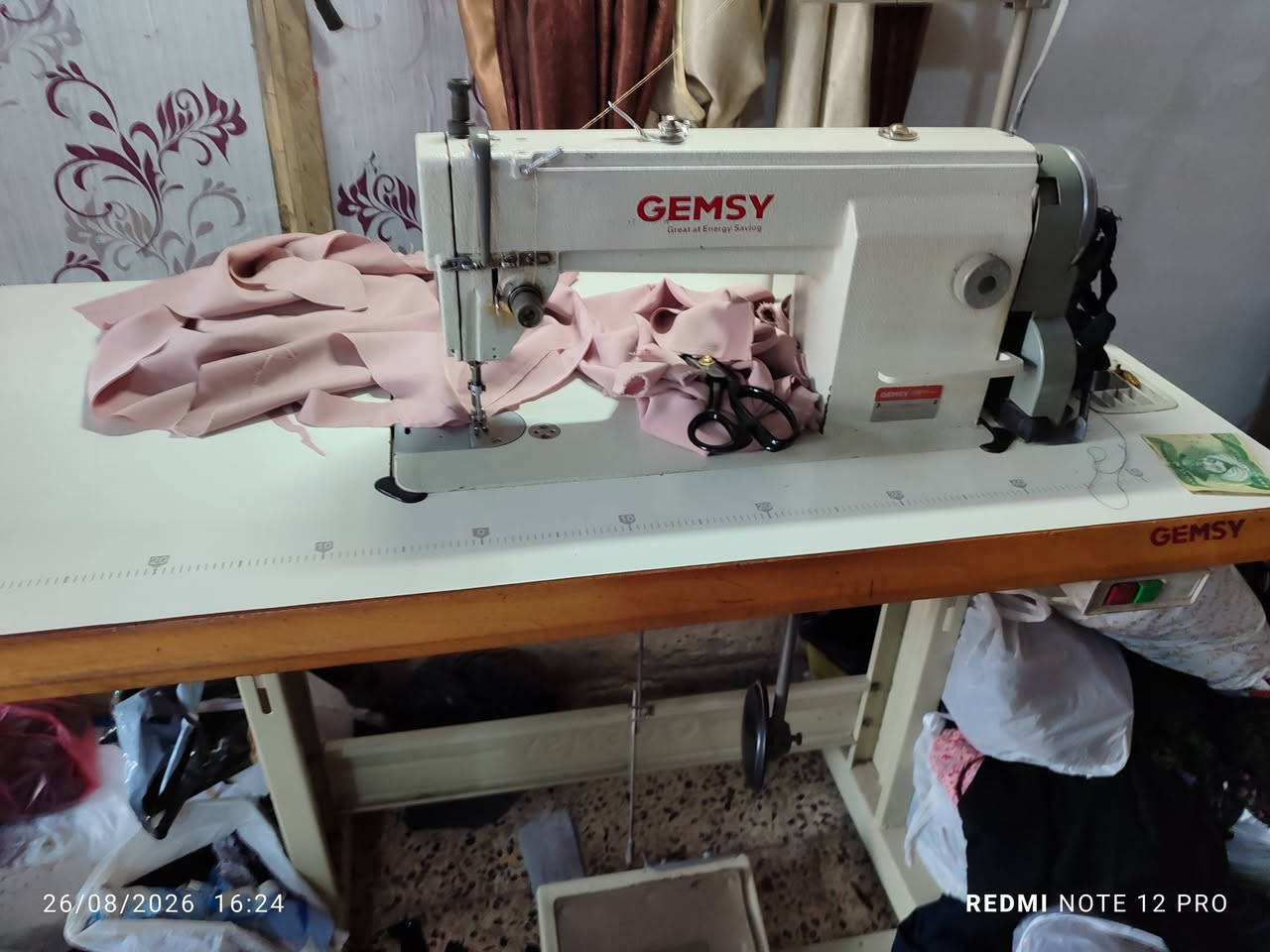 جمسي نظيفه مال بيت سعر 250 بيها مجال برذر سعر 150 بيها مجال محموديه اتصال *********** و ***********
