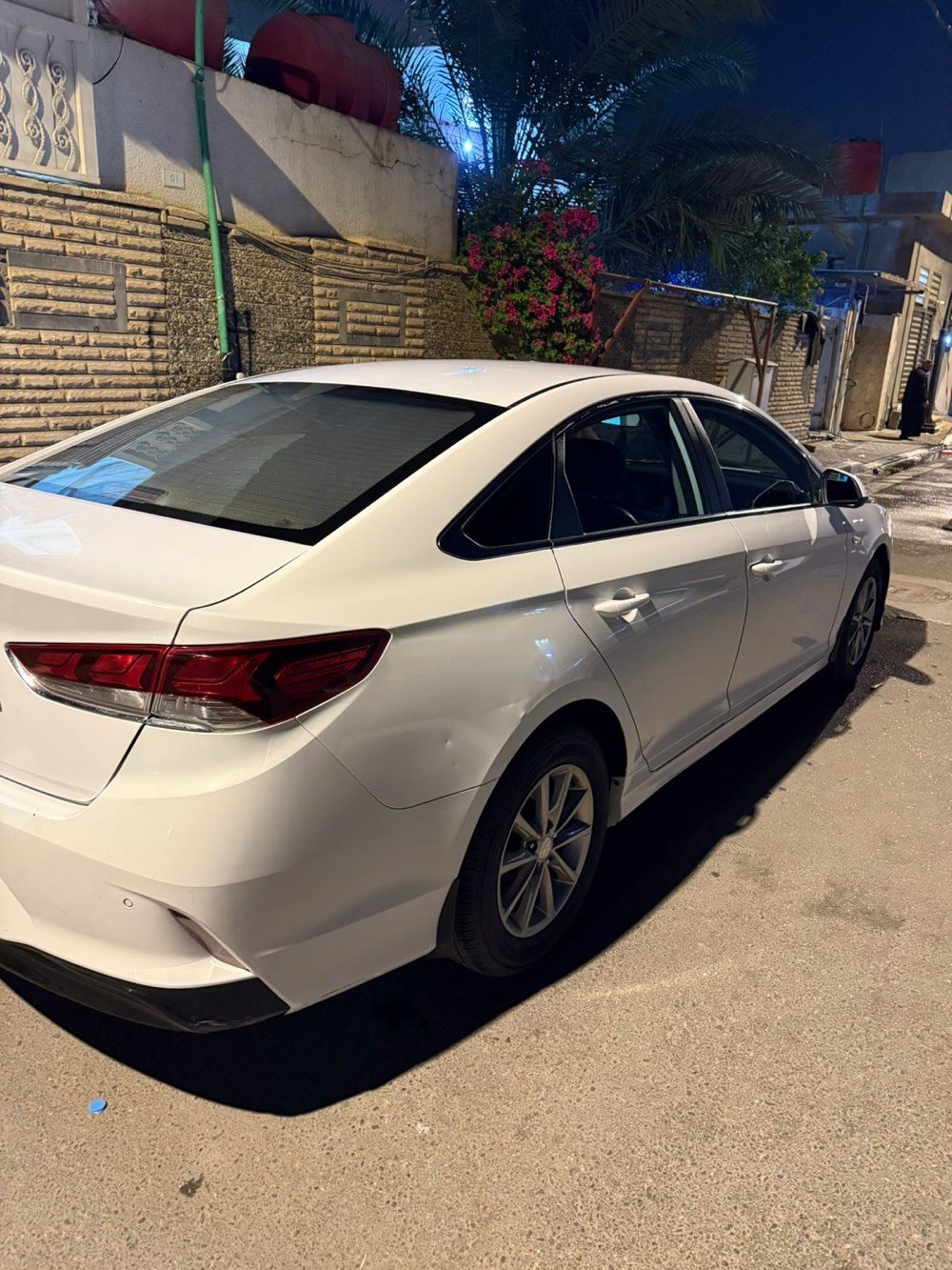 سوناتا وارد كوري 2020 
خط واحد بانزين 
قطعتين خلفيه  
ممشى 111.000