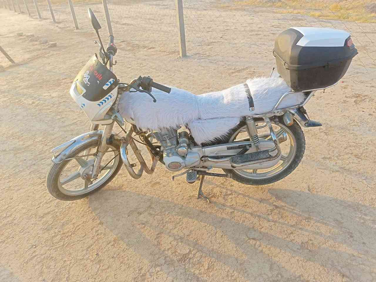 ماطور للبيع اسعر 450وبيه مجال كهربائيات كلهى شقاله 
رقم ***********
