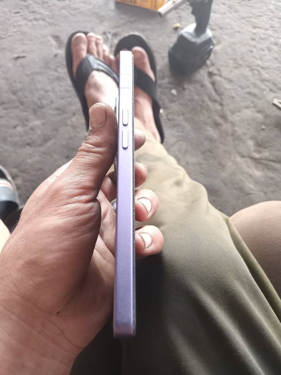 سلام عليكم..
جهاز اينفنكس نوت50 برو بلاص 5G 
اللون تيتانيوم
الذاكرة256G
الذاكرة العشوائية12+12
البطارية5200
تدعم الشحن السريع100واط
المعالج ميدياتك داينمسيتي8350 
120 فريم العاب قوية شاشة144هرتز(معالج مخصص الى عشاق الالعاب) يدعم بتبريد داخلي 
الكامرة 50M تدعم زوم100x
تصوير فيديو4k
+الشحن اللاسلكي: شحن لاسلكي (MagCharge) بقوة 50  
مكاني بغداد
