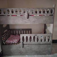 سرير اطفال • طابقين • حديد