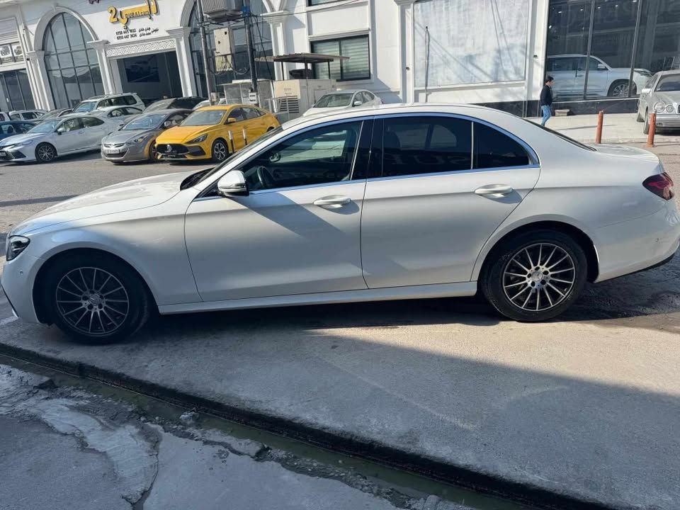 السلام عليكم
ويل مارسدس للبيع 
225/35 R17
للاستفسار ***********
