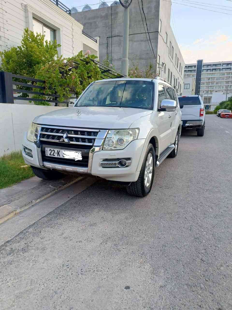 Pajero 2015 be sbux be ledran , clean title bo froshtn.. bo zanyari zyatr paywandi bam zhmaraya  bka(***********,***********)170 waraqa w' m7amala أربيل, العراق
