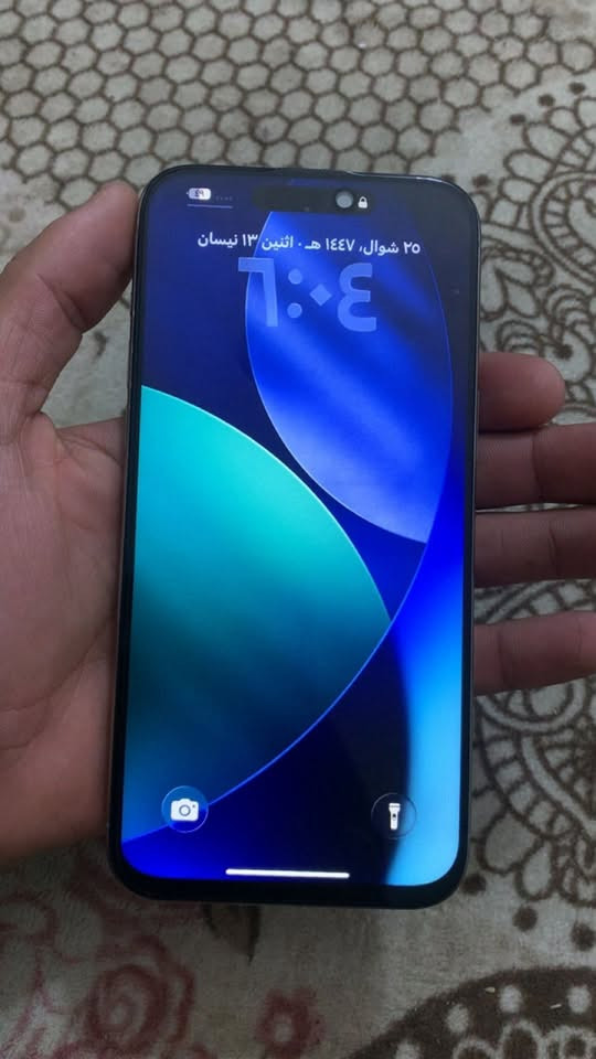 ايفون ١٥ برو ماكس ٦٠٠ الف 
ذاكرة ٢٦٥ 
بطارية ٨٤ بلادية 
بدون ملحقات
 مستبدل شاشة فقط
مكاني بغداد 
***********
