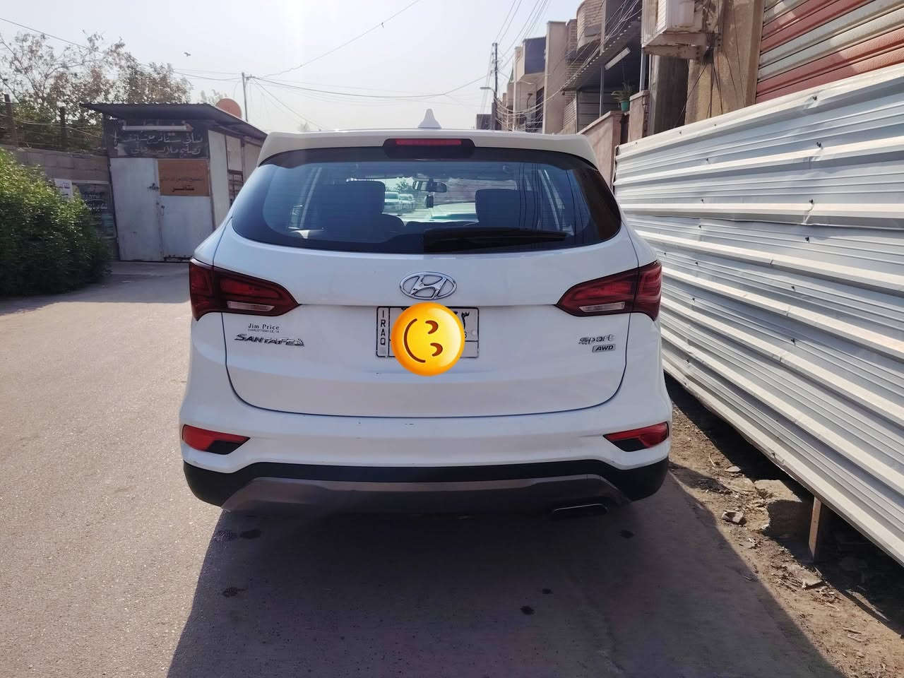 السلام عليكم..سنتافي موديل ٢٠١٧
ماشية ٨٤ الف  

نص قول
حادثها كلش بسيط بس بونيد مبدل... دعامية وشباك البلادي مالتها
تخم تاير جديد...
باتري جديد..
 صدر امامي وخلفي جديد
للاستفسار   : ***********
