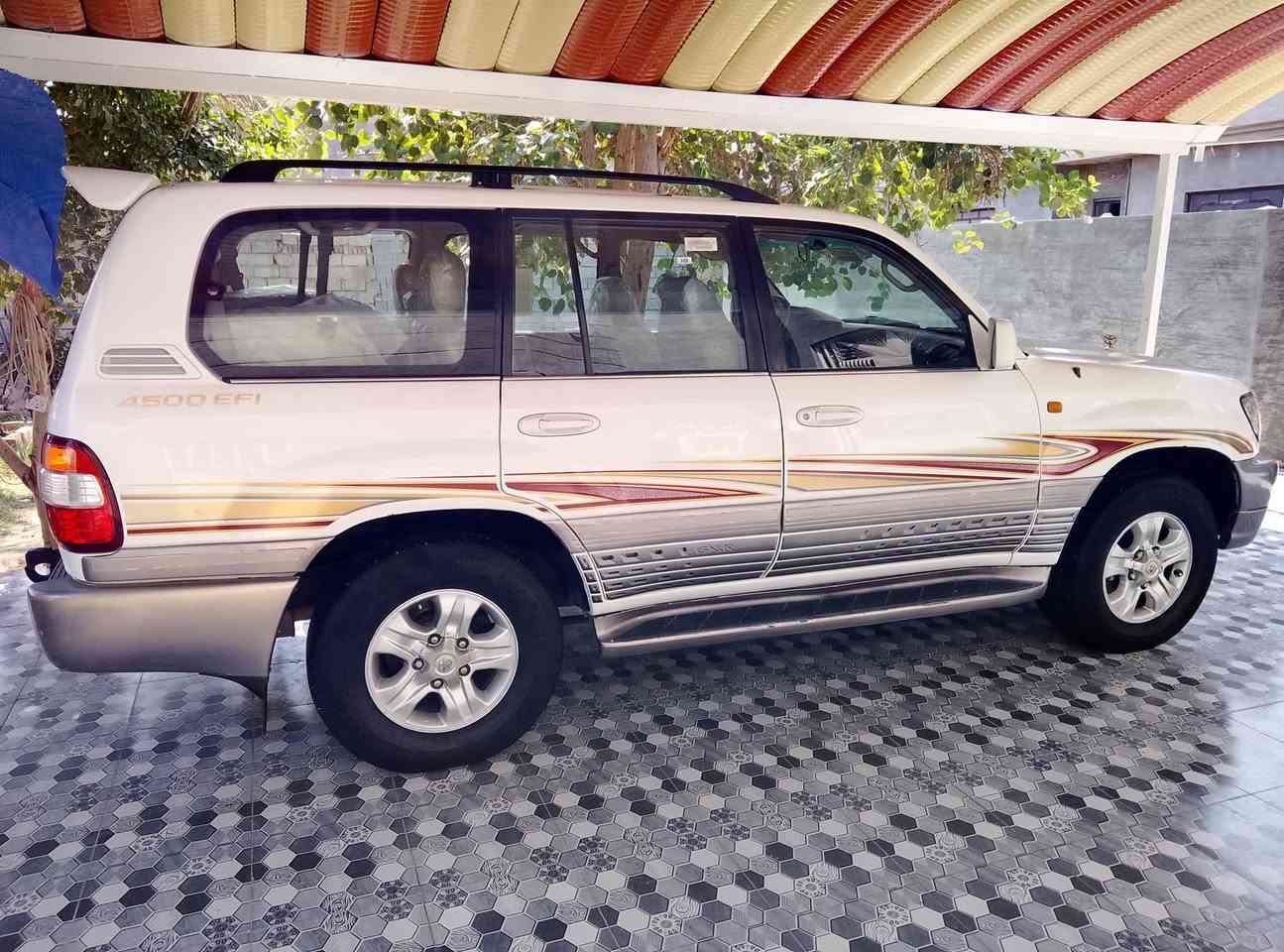 لاندكروز موديل 2001 مواصفات فتحه سقف بانوراما فول أوتوماتيك ثلاجه السعر 150 رقم ***********...***********
