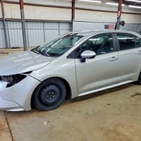 السيارة: 🚘2025 TOYOTA COROLLA LE بيع مباشر \  85  ورقه  تاريخ المزاد 🗓...