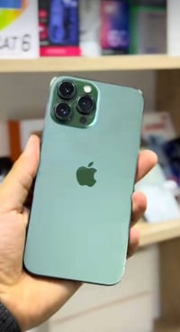 ايفون ١٣ برو ماكس • بطارية ٨٧ • مرفوعة امريكي