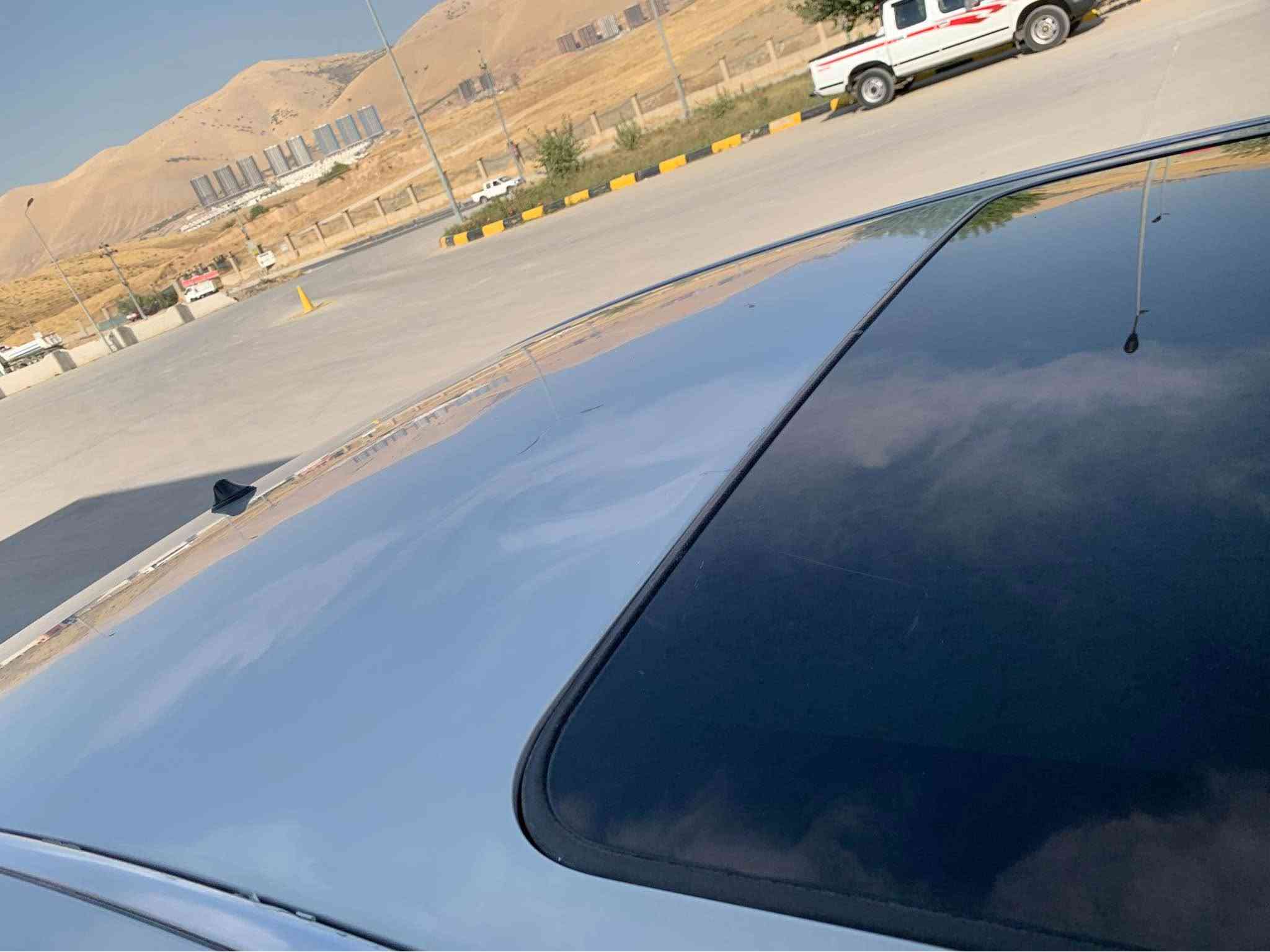 بؤفرؤشتن 59 مةجاليكي كةم  موس موس 182 بيدوكةل 
***********. 
كؤدي بؤكراوة   دةعمو ليدراوي نية  2 پارچة بؤياخي هةية  
ناو زةرد جلد سلايت هيتةر  سوكان كارةبا پةردة سةلاجة مةركةزي  4كوشن كارةبا 4كوشن هيتةر  فول مواسةفات 
مؤديل 2005 
كامل مةسرةف كراوة  
گيرو مةكينة بةشةرت  تةقةو رةقةي نية كارةباي هةمو گياني بةشةرت 
چوار تايةي لؤكي لةژيرة 
مشةتةريت تيل بكة 
لةسليمانيم السليمانية, العراق
