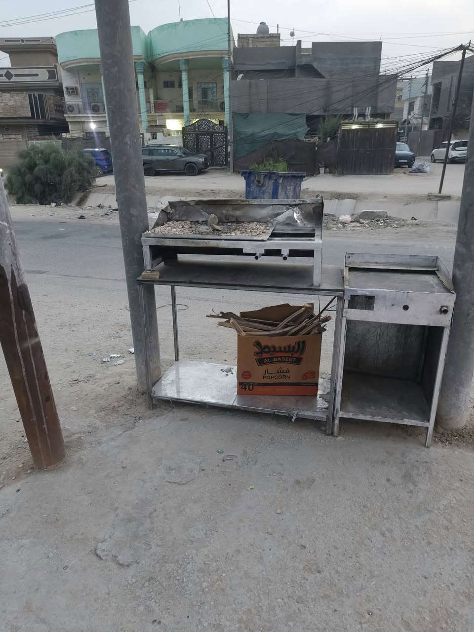 اغراض مطعم • جديدة • سعر خاص