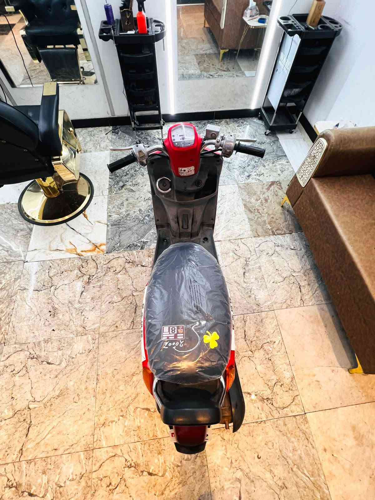 بوليس • ٢٠٠٨ • ٤٩