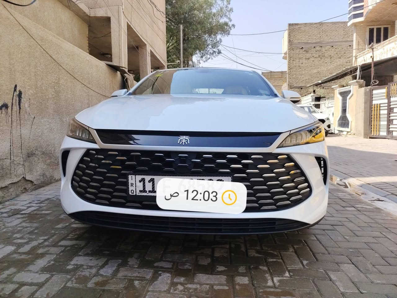 ✅✅بي واي دي  BYD Qin Plus   داخل أبيض
✅✅سنة الصنع 2025  ماشية 2000كم وقابلة للزيادة 
✅✅حجم المحرك 1500cc 
✅✅بطاريه ليثيوم شفرة byd 
سيارة سيدان مدمجة بنظام هايبرد PHEV 
✅✅تجمع بين محرك بنزين هايبرد   بلكن ومحرك كهربائي
✅✅ بطارية ليثيوم شفرةbyd تدعم الشحن السريع
✅✅ شاشة   إنش بنظام ملاحة وتحديثات OTA
✅✅ نظام صوتي بـ6 مكبرات صوت + ميزة الكاريوكي
✅✅ حساسات وكاميرا خلفية – مثبت سرعة – مقاعد جلد 
✅✅ تصميم خارجي عصري بمصابيح LED ومقصورة عازلة للصو
✅✅اوتو ستوب
✅✅حساس خلفي 
✅✅اوتو هولد AUTO HOLD 
✅✅هند بريك بصمه 
✅✅تشغيل السياره بصمه مع
 كارت دخول ذكي
✅✅مقاعد جلد 
✅✅لايت زينون 
✅✅لد نهاري LED
✅✅بك لايتLED
✅✅3انضمة للقيادة 
✅✅مانع تزحلق
✅✅مثبت سرعه  Cruise 
✅✅تشغيل عن بعد 
✅✅شاشة ذكية
✅✅ سعة الخزان 65لتر   اتمشيك 2100 كم
مكاني بغداد الزعفرانية الاتصال واتساب 
***********

نص مكتوب في الصور:
- 12:03 ص
- 12:04 ص