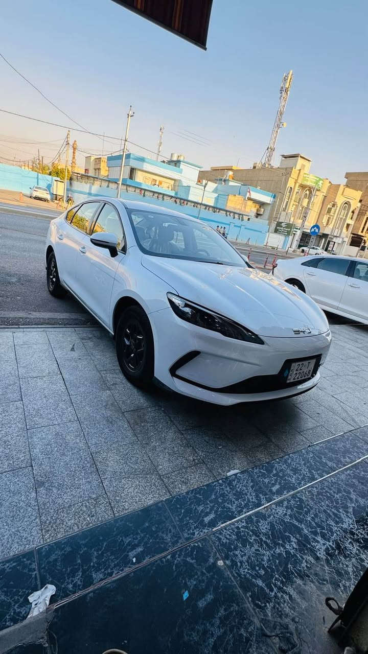 السلام عليكم 
✅✅بي واي دي  سيل 5
✅✅سنة الصنع 2025  ٢٠٢٥
✅ سيل 5
✅✅حجم المحرك 1500cc
✅✅بطاريه ليثيوم شفرة byd
سيارة سيدان مدمجة بنظام هايبرد PHEV
✅✅تجمع بين محرك بنزين هايبرد   بلكن ومحرك كهربائي
✅✅ بطارية ليثيوم شفرةbyd تدعم الشحن السريع
✅✅ شاشة   إنش بنظام ملاحة وتحديثات OTA
✅✅ نظام صوتي بـ6 مكبرات صوت + ميزة الكاريوكي
✅✅ حساسات وكاميرا خلفية – مثبت سرعة – مقاعد جلد رياضي
✅✅ تصميم خارجي عصري بمصابيح LED ومقصورة عازلة للصوت
✅✅كير ماوس
✅✅اوتو ستوب
✅✅حساس خلفي
✅✅شاشة دوارة
✅✅كامراة خلفية دوارة
✅✅اوتو هولد AUTO HOLD
✅✅هند بريك بصمه
✅✅تشغيل السياره بصمه مع
كارت دخول ذكي
✅✅مقاعد جلد
✅✅لايت زينون
✅✅لد نهاري LED
✅✅بك لايتLED
✅✅3انضمة للقيادة
✅✅مانع تزحلق
✅✅مثبت سرعه  Cruiseالسعر 

للاستفسار موصل الجانب الايسر

*********** Singapore
