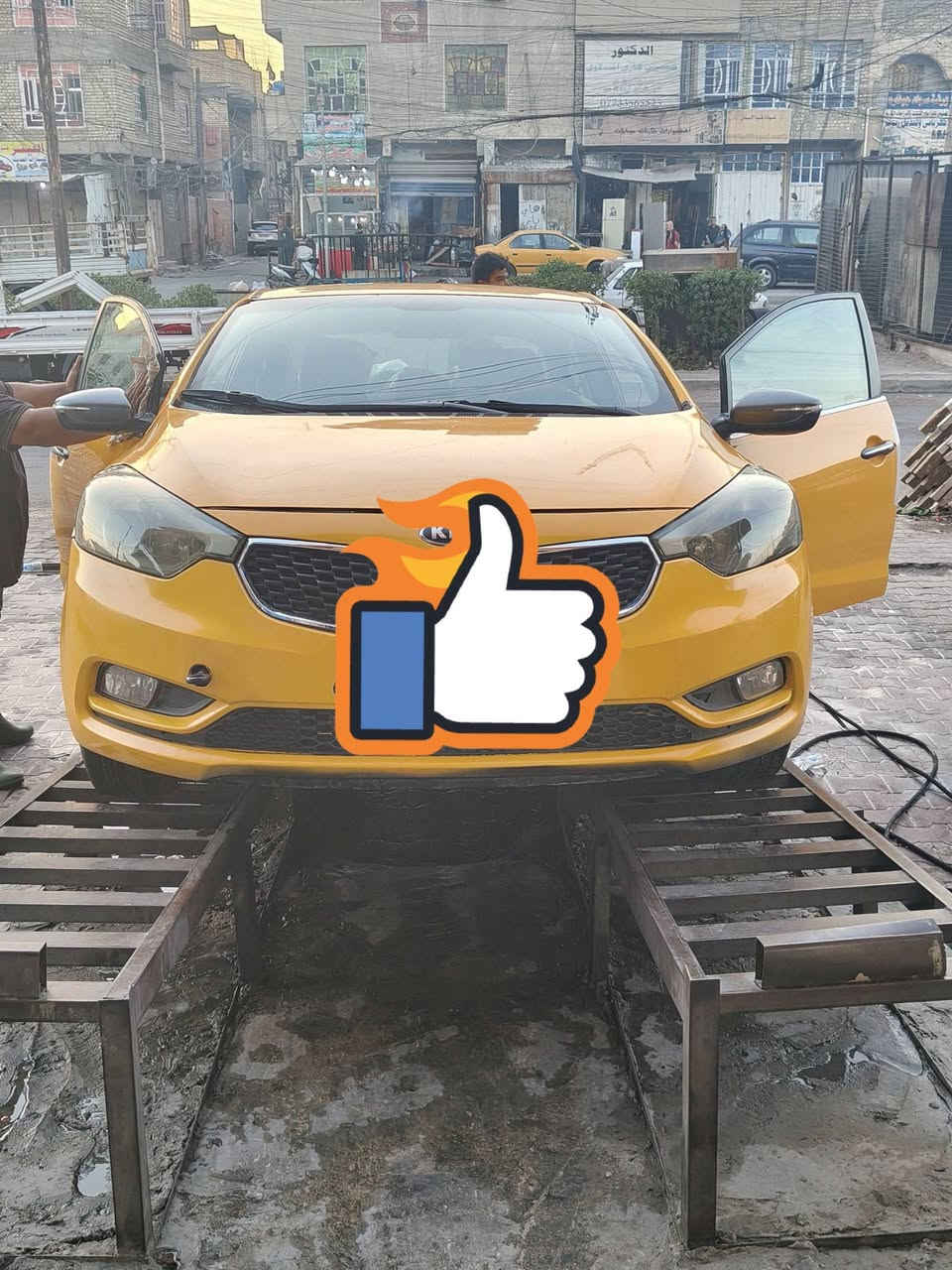 السلام عليكم كيا فورتي موديل 14 وارد امريكي محرك جي تي2000 تبريد ثلج صدر نص عمر منضومه غاز كامله تحكم ستيرن سياره خير من الله. تخم تايرات جديد  حادث سيارة جابلغ وبنيد وبل عراق بااب خلف. السايق بدون تبديل بس البنيد مبدل السعر 86 وبيها مجال *********** مكاني بغداد الرصافه رقم بغداد 11
