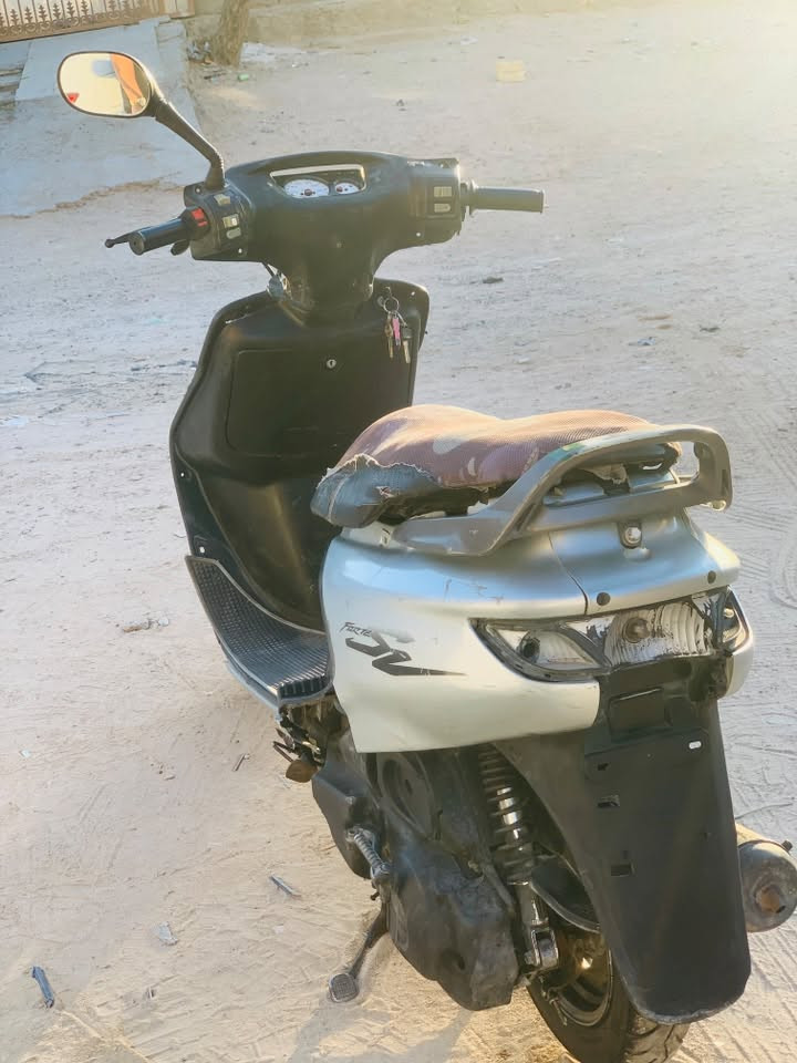 فراشه للبيع سعر 250 واتسابي للتواصل ***********
