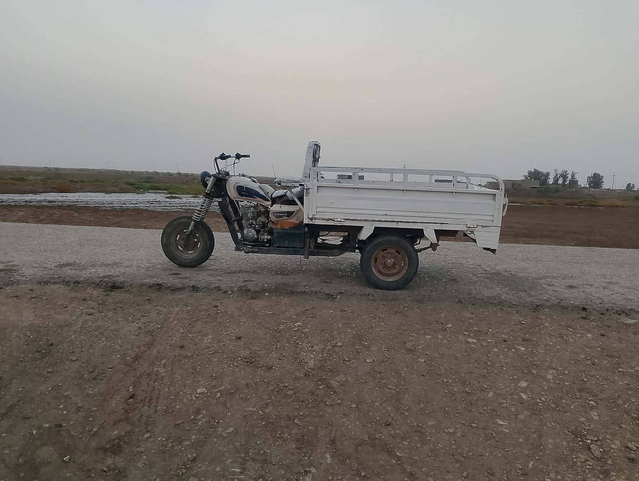 ستوته نضيفه كلش هندر واحد سعره 700وبيه مجال قليل مكاني طريق الفهود يم مقام الخضر ستوته ادوات مكفوله عشاير ***********
