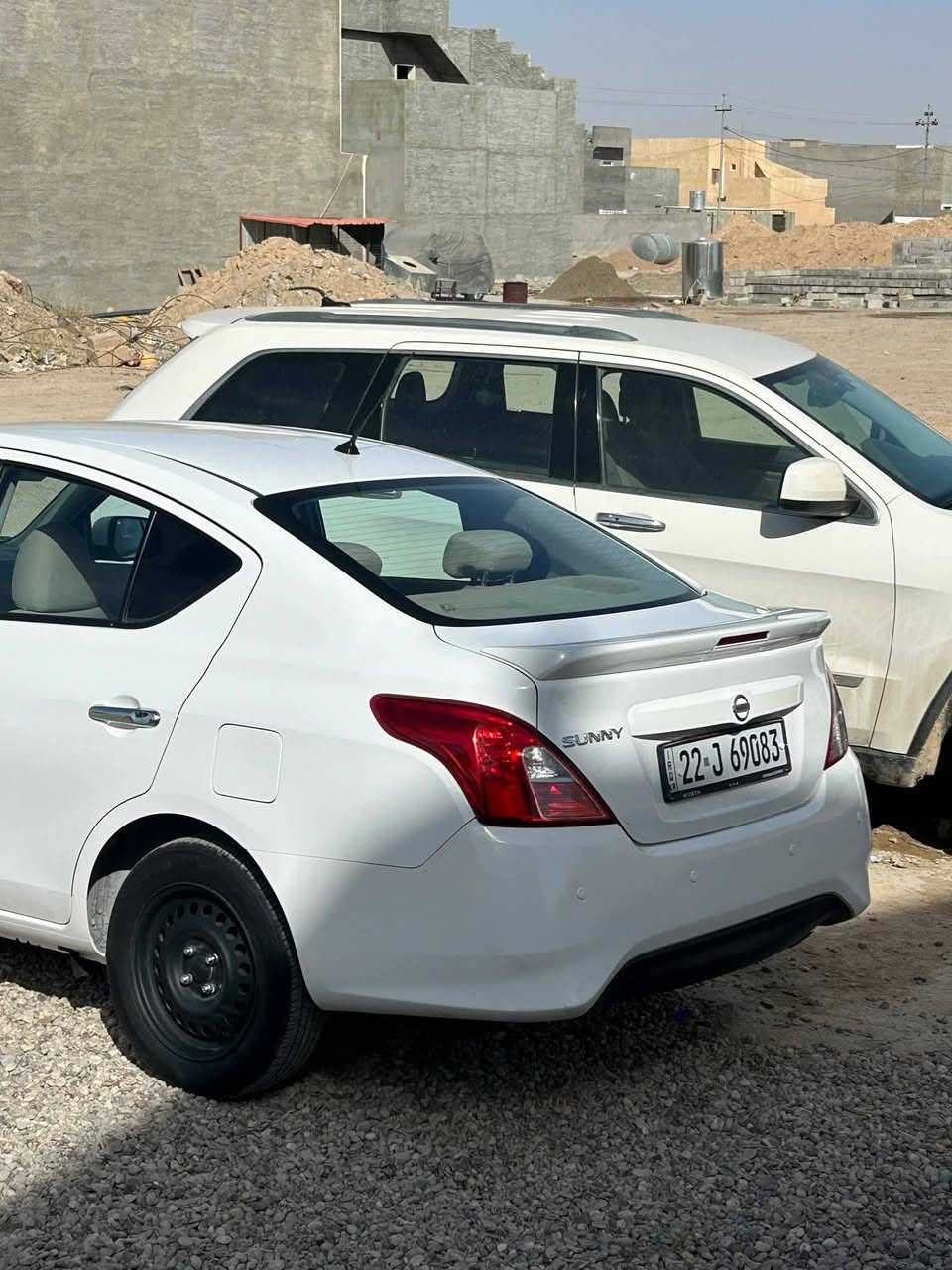 نيسان سني هندي موديل: 2021
 الممشى: 105 ألف كم 🔹 رقم: أربيل دولي
🔹 سنوية جديدة 🔹 السيارة جاهزة من كلشي
✅ الملاحظة: بارد بطرف الجاملغ الأمامي فقط، بدون قطرة صبغ.
✅ تبريد ومحرك شرط، والفحص بأي مكان.
💰 السعر: 110، بيه مجال بسيط
مكانها تكريت 
للاتصال ***********
