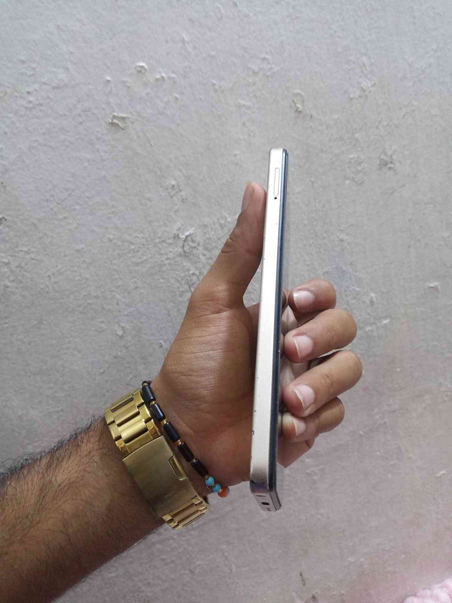 🔥 للبيع Infinix Smart 8 🔥
📱 الشاشة: 6.6 إنش HD+، بتردد 90Hz
💾 الذاكرة: 64GB
📸 الكاميرا الخلفية: 13MP
🤳 الكاميرا الأمامية: 8MP
🔋 البطارية: 5000mAh
🔐 بصمة جانبية + فتح بالوجه
📶 يدعم 4G وشريحتين
🔹 الجهاز نظيف وحالته جيدة
🔹 يوجد خدش خفيف بالشاشة فقط
🔹 الجهاز فقط بدون ملحقات
💰 السعر: 75,000 دينار
🤝 مجال بسيط للتفاوض للجاد فقط.
📞 للتواصل: ***********
