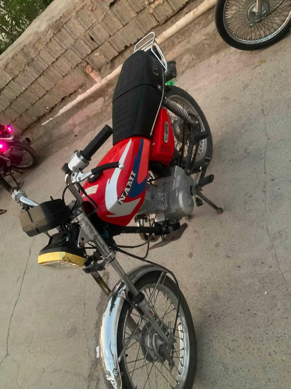 ***********
٣٥٠
