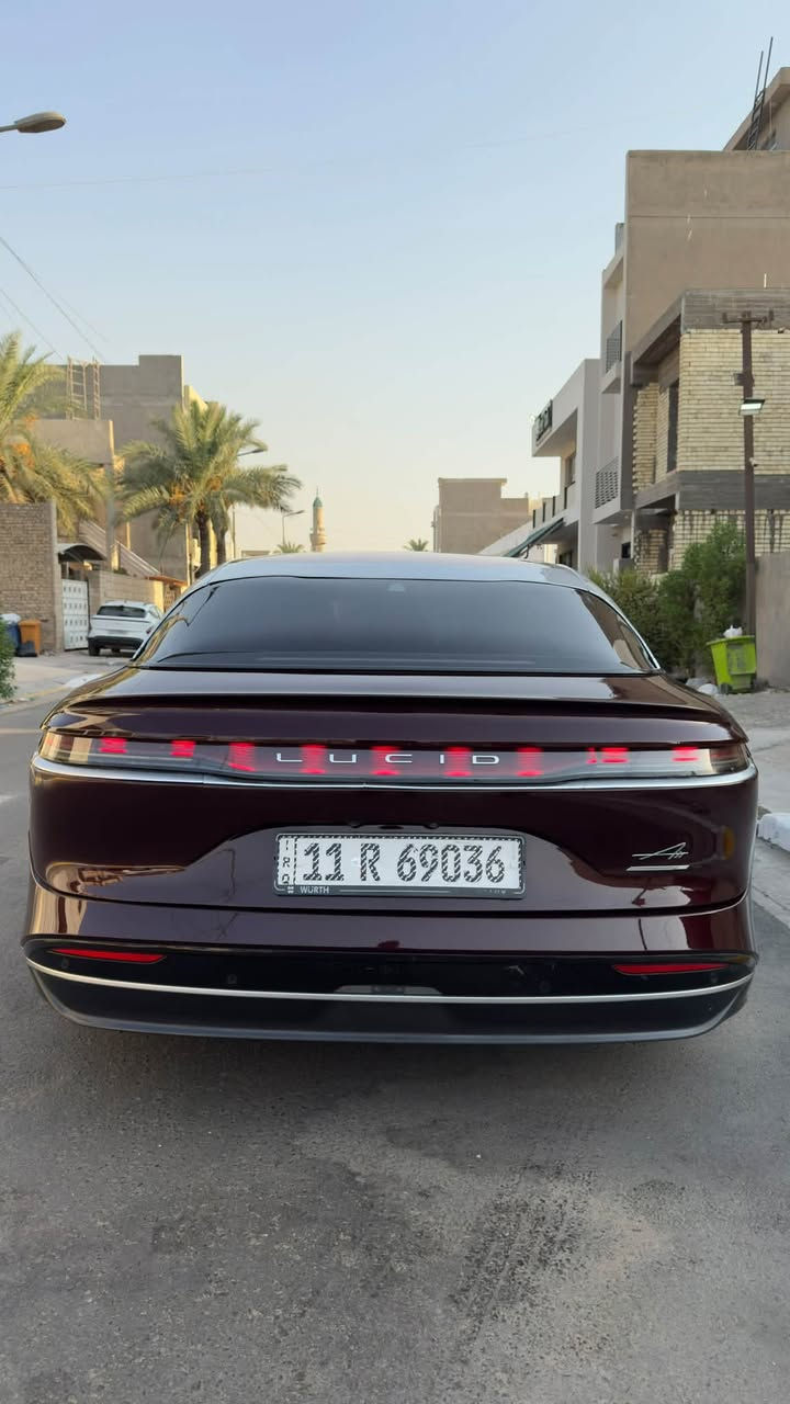 🔥🔥 للبيع لوسيد إير تورنك 🔥🔥2023

اللي يريد سيارة فخمة، قوية، ومختلفة عن الموجود بالسوق 👌⚡️

🚘 Lucid Air Touring
⚡ كهربائية بالكامل
💨 أداء وتسارع خيالي:780 حصان 
🔋 مدى ممتاز:680 كيلو 
✨ داخلية فخمة وراحة عالية
📱 شاشات وتقنيات متطورة
🛡️ أنظمة أمان ومساعدة قيادة حديثة
🔥 شكل وهيبة تخلي السيارة تلفت النظر وين ما تروح
ماشيه 22 الف كيلو

السيارة نظيفة ومرتبة وجاهزة، واللوسيد من السيارات اللي تجمع بين الفخامة والأداء بطريقة مميزة.
حادثه بيه صبغ الدعاميه الخلفيه ووجه الصندوق بدون دواخل بجم كبس 

💰 السعر:37الف دولار يعني 370 ورقه وبيه مجال للشراي 
📍 بغداد اليرموك
📩 للاستفسار والتفاصيل:***********

***********

⚡ لوسيد إير تورنك… مو مجرد سيارة، هاي تجربة! 🔥
